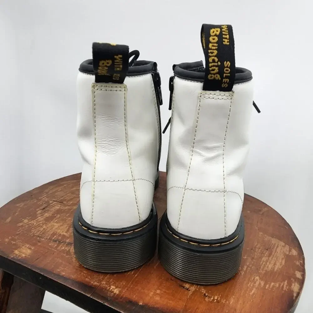 Doc Dr Martens‎ 1460 Junior Ladies 5 White 8 Eye Boots